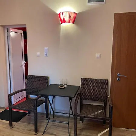 Elegance Guest house 2*